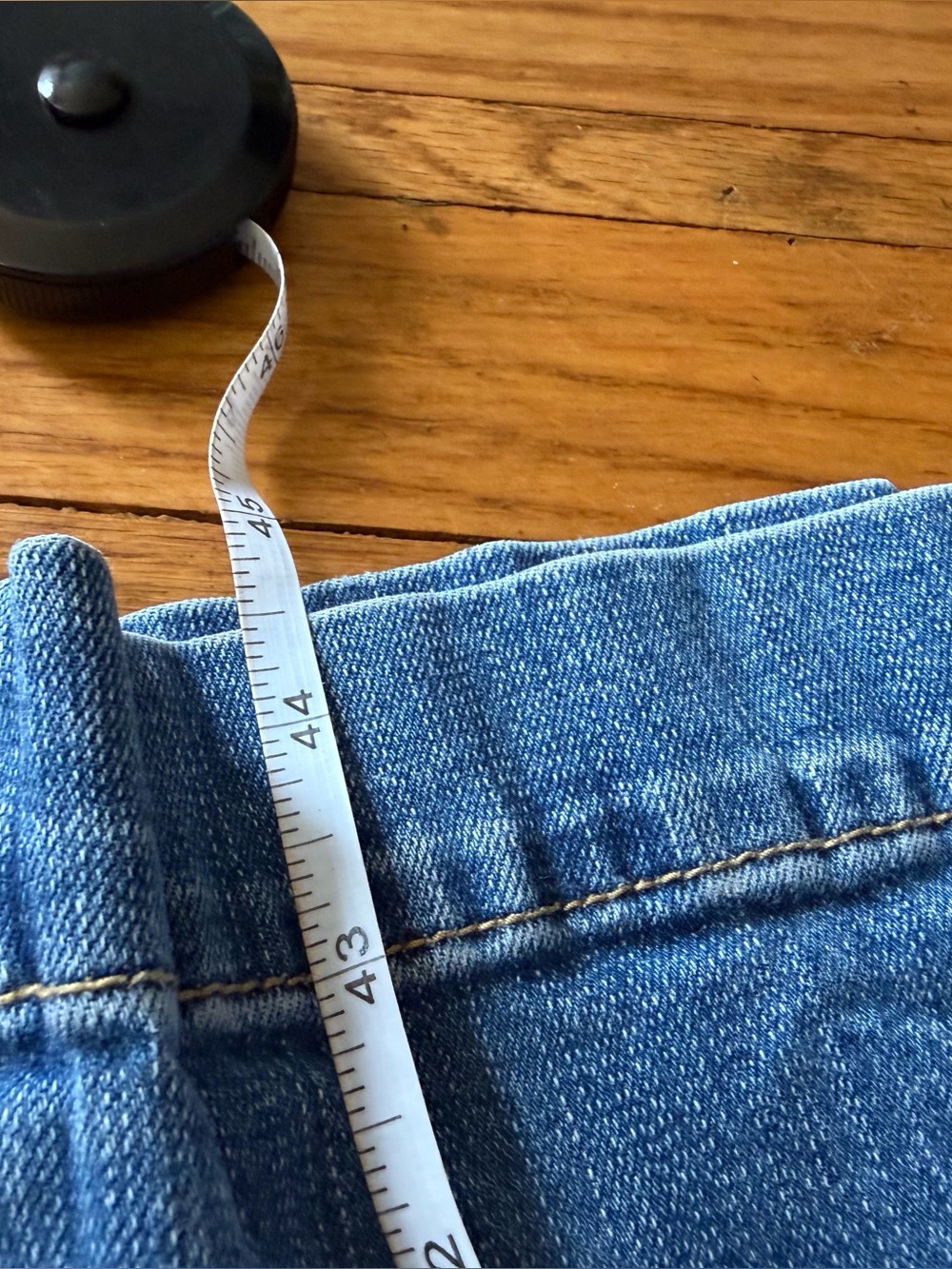Torrid Mid Blue High-Rise Flare Jeans- size 18xlt - Picture 6 of 8